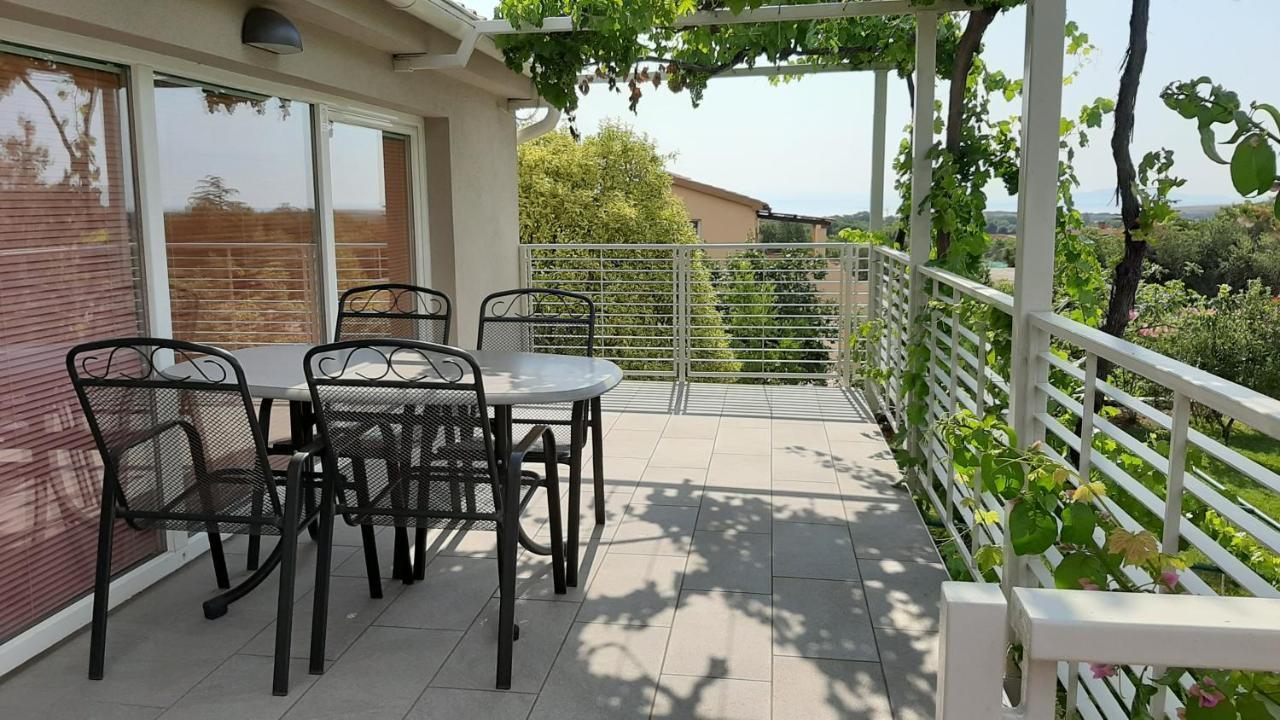Appartement Haus Mirela à Ližnjan Extérieur photo