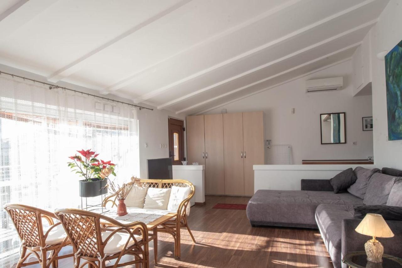 Appartement Haus Mirela à Ližnjan Extérieur photo